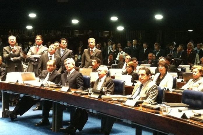 Collor na 1ª fila da CPI de Cachoeira