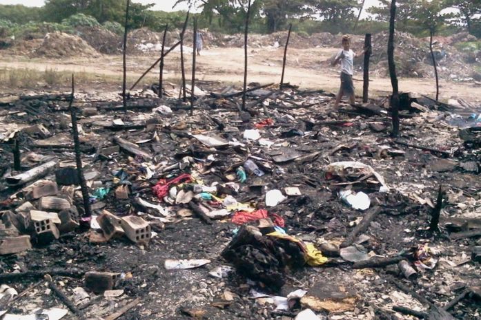 Chamas destruíram os barracos