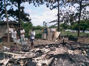 Barracos foram destruídos