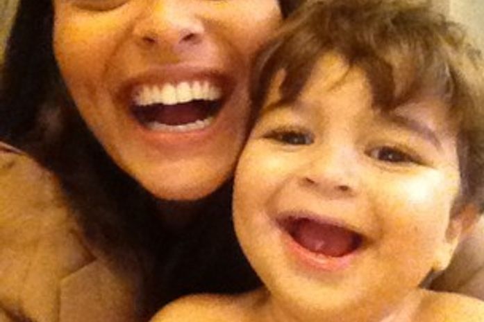 Juliana Paes coruja o filho: 'Chegar e ver essa coisinha é bom demais!'