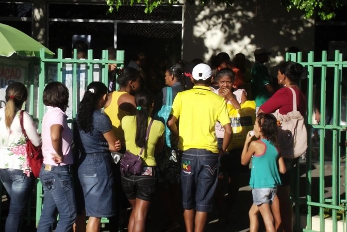 Filas no PAM no Salgadinho