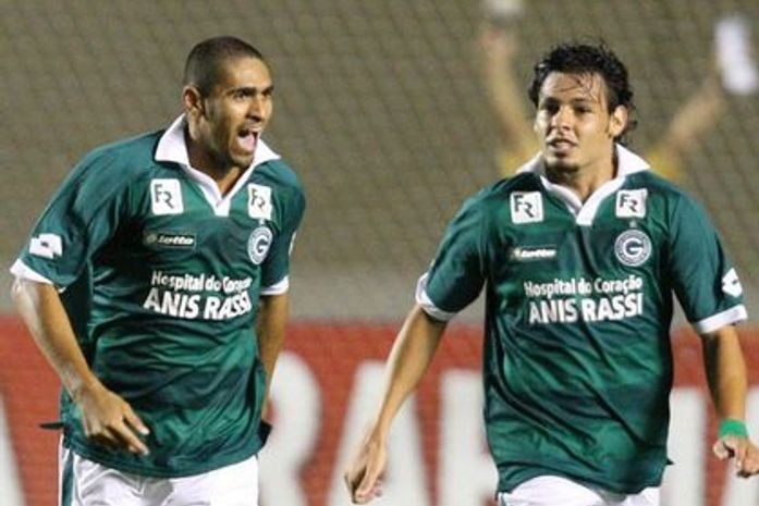 Com 2 de Ramon, Goiás vence e impede América-MG de voltar a ponta
