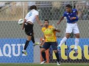 Com gols de ex-cruzeirenses, Grêmio vence em BH e se recupera