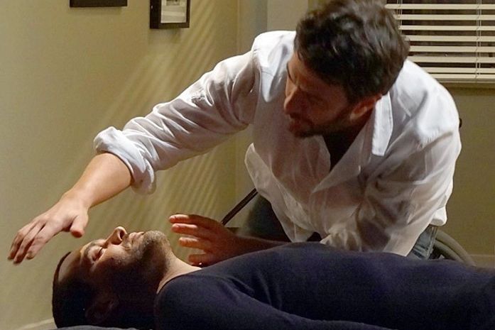 Rodrigo usa técnica da imposição das mãos para curar Fernando