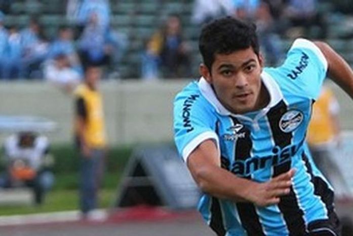 Ex-CRB recebe dicas de Luxemburgo: 'Tem que mastigar a bola'