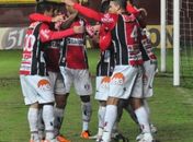 Em despedida de Alex, JEC faz 6 a 0 no Ipatinga