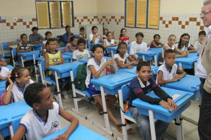 Secretaria de Educação gastou R$ 152 milhões com Oscip, desde 2007