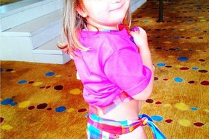 Tici Pinheiro pede doações ao invés de presentes no aniversário da filha