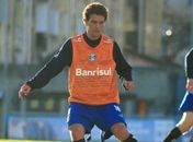 Nivea Stelmann se defende e volta a atacar Elano