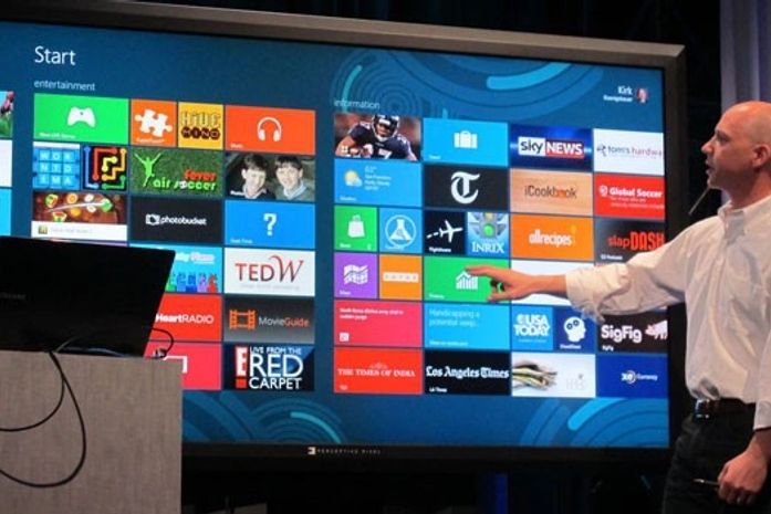Microsoft demonstra Windows 8 em tela de 82 polegadas