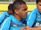 Ex-Grêmio se envolve em acidente de carro e recusa teste do bafômetro