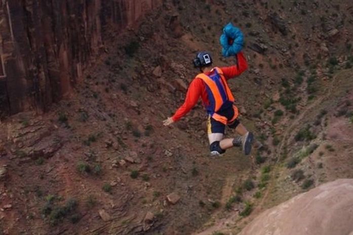 Morador de Santa Catarina morre em salto de base jump na Noruega