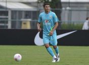 Torcida do Milan quer processar clube por vendas de ídolos ao PSG