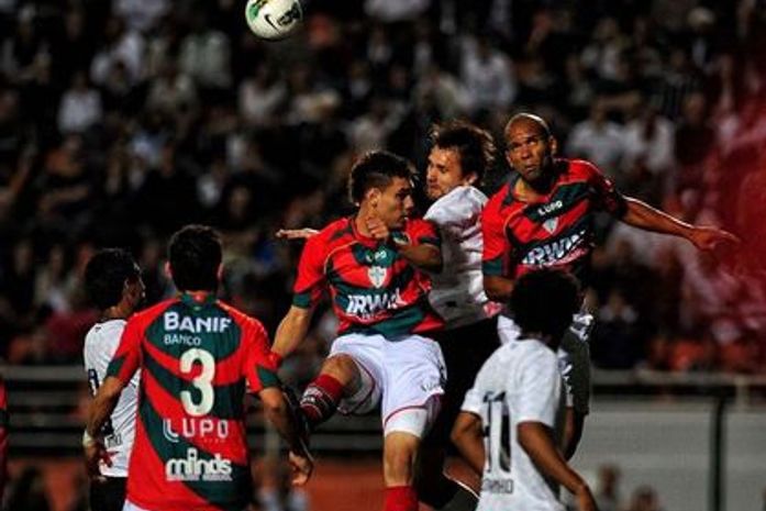 Portuguesa consegue empate e freia reação do Corinthians