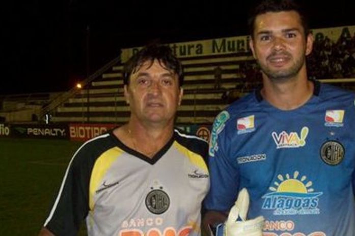 Goleiro do ASA pede reforços e dispara: “Não vim jogar aqui para passar vergonha”