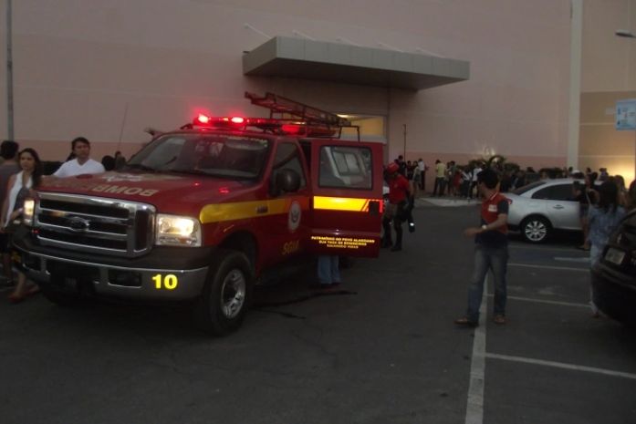 Incêndio no Maceió Shopping