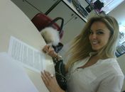 Karen Kounrouzan assina com a 'Playboy' 