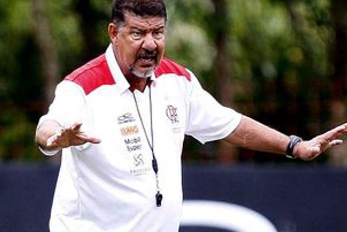 Joel Santana não é mais o técnico do Flamengo