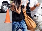 Demi Moore está sofrendo por causa do novo romance de Kutcher, diz site