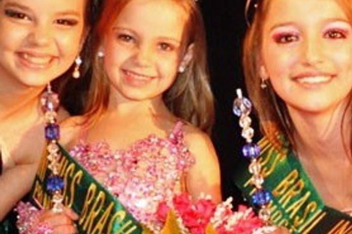 Aos 5 anos, candidata de Mato Grosso é eleita Mini Miss Brasil 2012