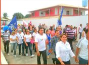 Celia e Yale em mais uma caminhada....