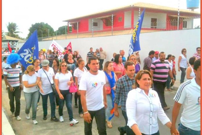 Celia e Yale em mais uma caminhada....
