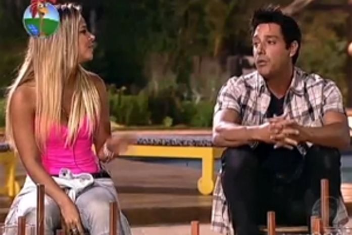 Robertha chama Vavá de mal-educado e mané