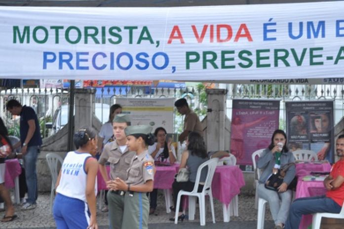 Campanha mobiliza profissionais de saúde e motoristas