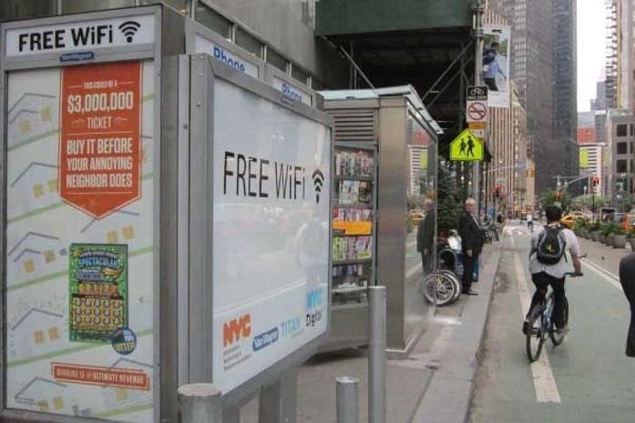 Free Wi Fi em orelhões. Será que pega no Brasil?