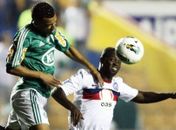 Bahia sai da zona de perigo ao vencer Palmeiras na estreia de Caio Jr