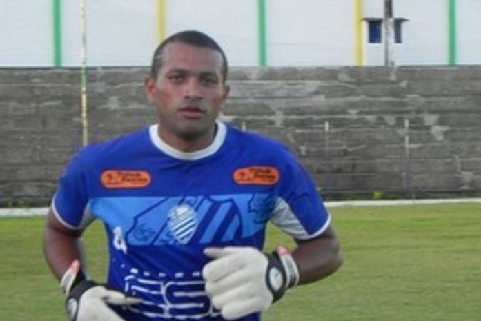 Ex-goleiro do CSA não assina com Sergipe