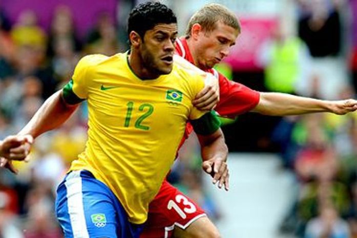 Brasil toma susto no início, mas vira contra Bielo-Rússia e avança