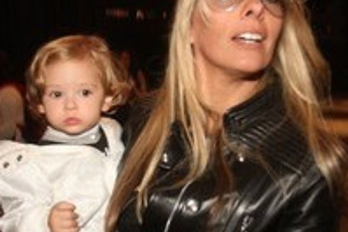 Filho de Adriane Galisteu terá 'circo particular' em sua festa de 2 anos