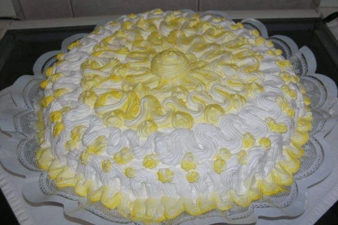 Bolo de Pêssego é receita delícia para qualquer aniversário