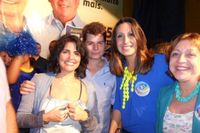 Tereza Collor foi dar força na campanha do filho, Fernando Lyra