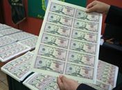 Polícia do Peru apreende US$ 2,3 milhões em notas falsas