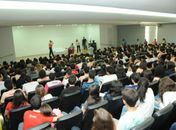 Ronaldo debate com alunos do Contato propostas para Maceió