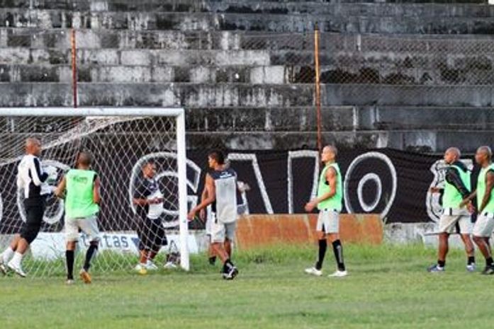 Thiago Gaspareto(ex-CRB) é regularizado e reforça o Treze contra o Paysandu