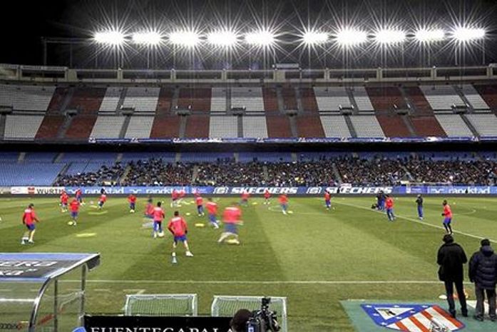 Jogo às 23h causa polêmica na Espanha, e liga culpa calor