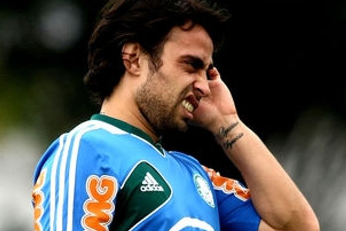 Com sondagem, Valdivia garante: 'No Brasil, só jogo no Palmeiras'