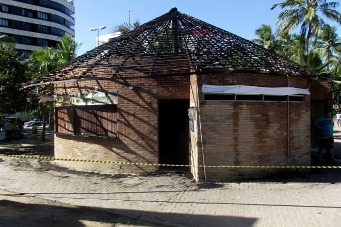 Incêndio na barraca na Pajuçara