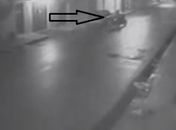 Câmera de segurança flagra homem roubando moto em Arapiraca