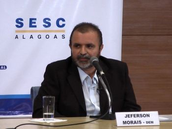 Resultado de imagem para Morre radialista e ex-deputado Jeferson Morais, em Maceió