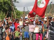 Trabalhadores rurais protestam e interditam três rodovias alagoanas