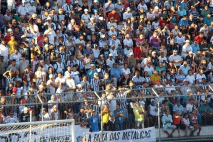 Demora na conclusão das obras revolta torcedores do ASA