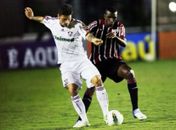 Fluminense bate São Paulo e se mantém na briga pela ponta
