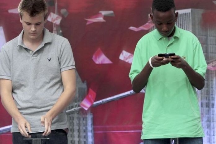 Austin Weirschke (E) venceu campeonato que exige habilidade, velocidade e precisão