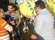 Alves Corrreia no bairro do Planalto fazendo alegria do povo