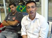 Treinador Roberto Fonseca com seu auxiliar Rodrigo Fonseca.