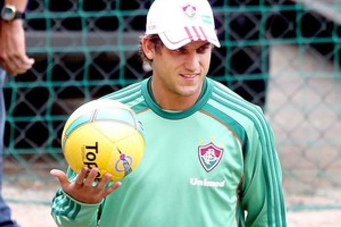 Internacional confirma contratação de Rafael Moura